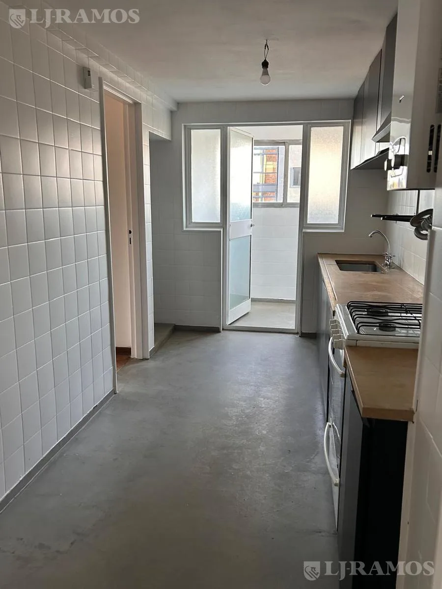 Departamento en Acas.-Vias/Libert. foto 4