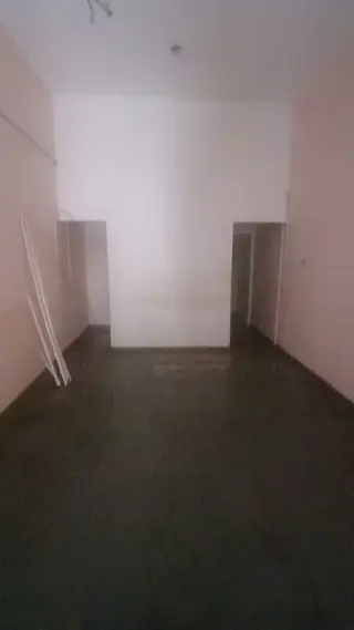 ALQUILER LOCAL S/CROVARA foto 1