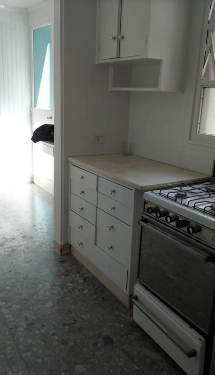 Se alquila un hermoso departamento de 4 ambientes al frente - Palermo foto 3
