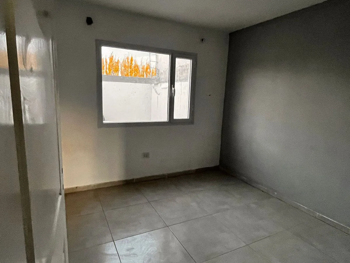 Remax virtus vende DEPARTAMENTO CON PATIO – 2 DORM foto 3