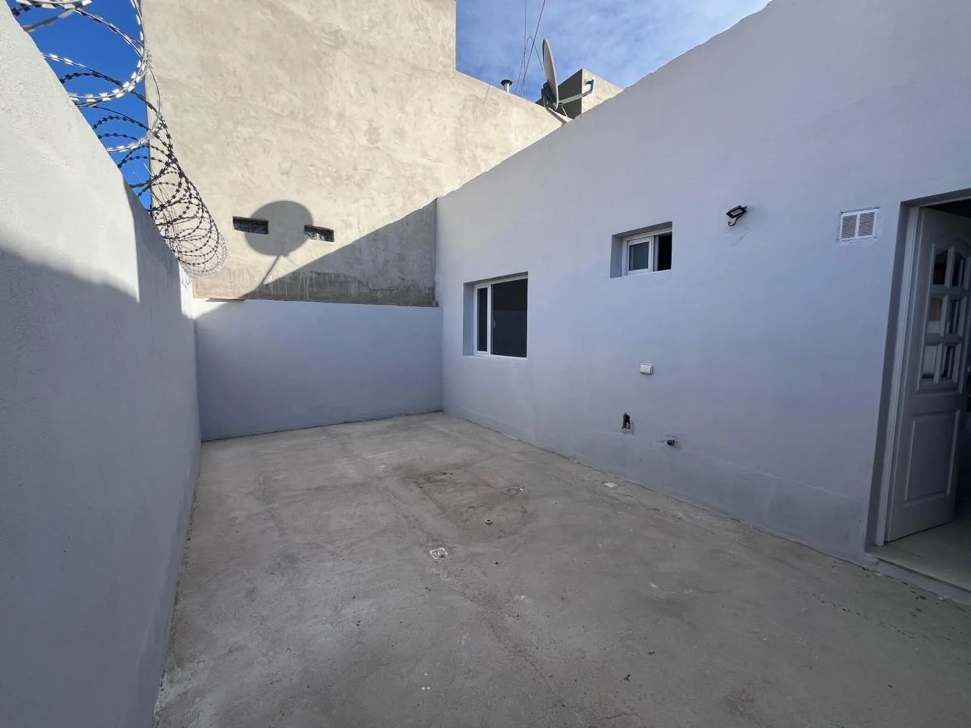 Remax virtus vende DEPARTAMENTO CON PATIO – 2 DORM foto 5