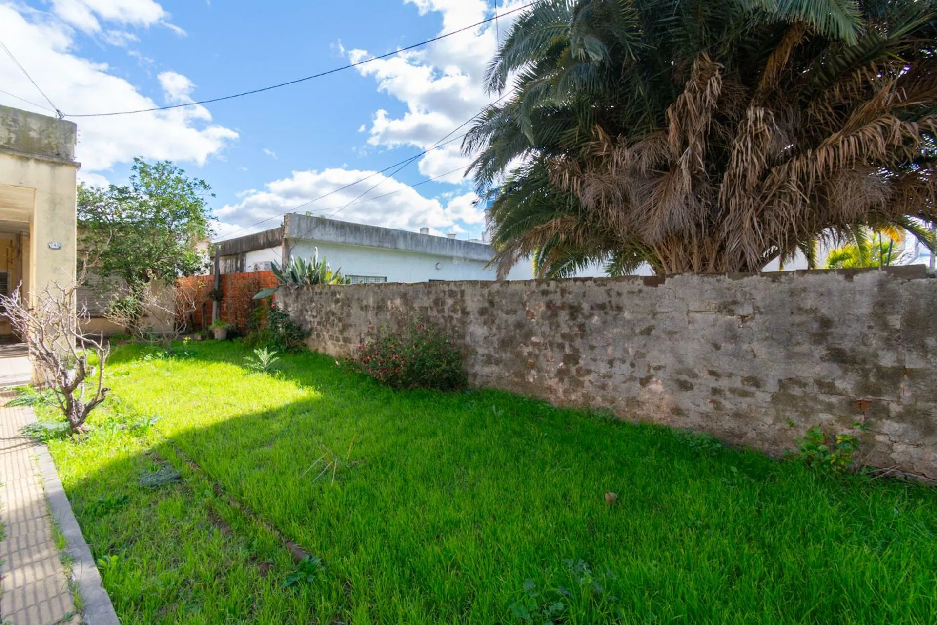 VENTA LOTE CASA ZONA SEMI INDUSTRIAL MORON 600MTS foto 4