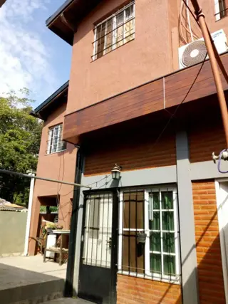 3 CASAS A 6 CUADRAS DE ESTACIÓN  J. C. PAZ foto 4