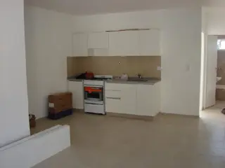 Excelente Departamento ZONA CÉNTRICA GARIN foto 1