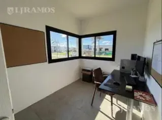 Casa de 3 pisos a la venta con piscina Increibles vistas PGA foto 5