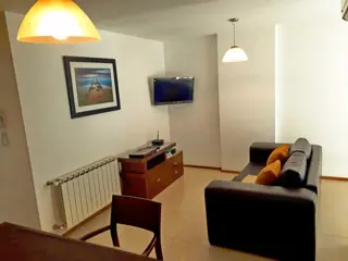 EN VENTA + OBISPO TREJO 1131 + DEPTO 2 DORM DE CATEGORÍA + GRAN TERRAZA CON  ASADOR + CALEFACCIÓN CENTRAL + OPCIÓN COCHERA CON BAULERA AMPLIA... EXCEL foto 3