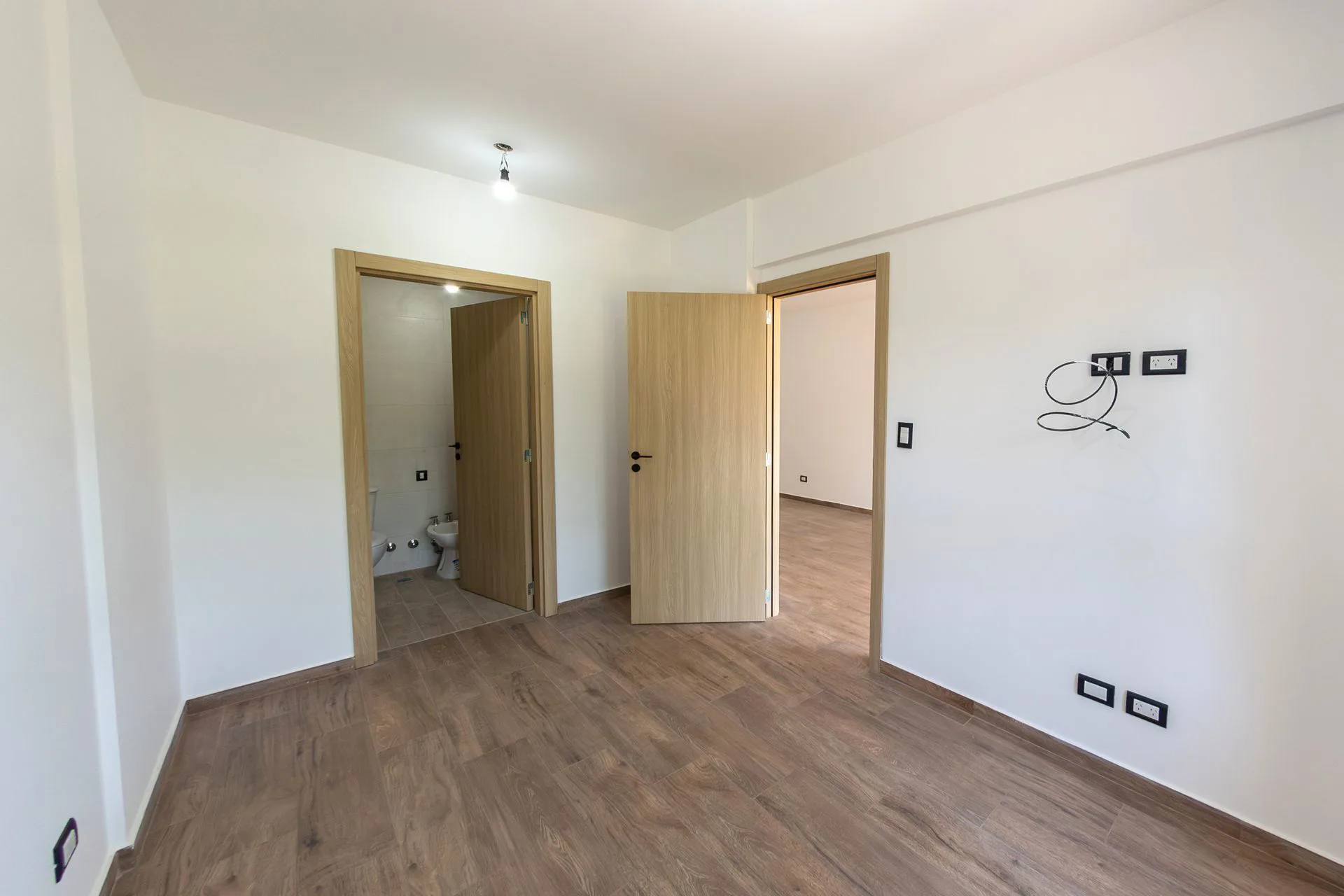 VENTA DOS AMB C/ BALCON A ESTRENAR PARQUE CHAS foto 5