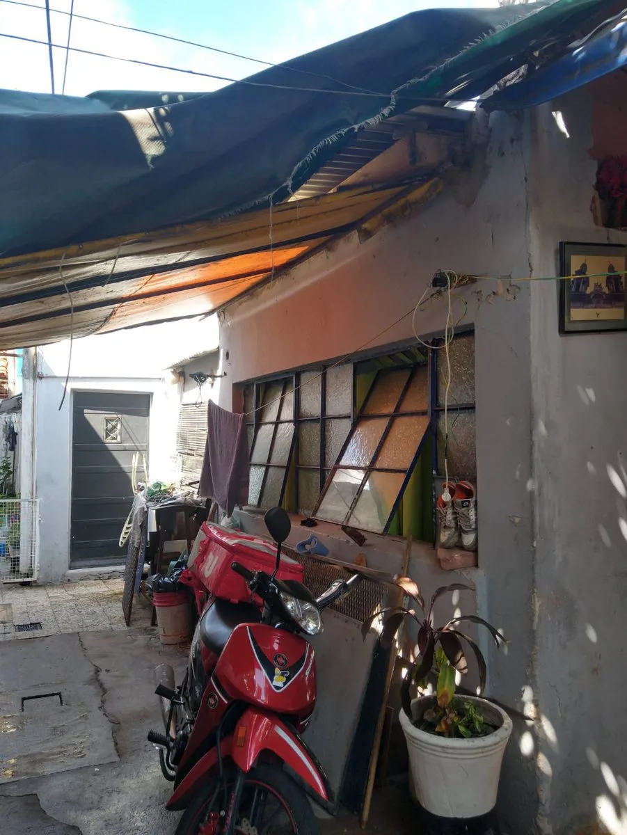 LOTE VENTA CON 3 PH A RECICLAR VILLA LYNCH foto 2