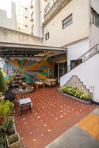 Hermosa Casa 8 Ambientes con Patio y Terraza - 3 Plantas - Destino comercial - 320m² - Palermo foto 4