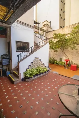 Hermosa Casa 8 Ambientes con Patio y Terraza - 3 Plantas - Destino comercial - 320m² - Palermo foto 5