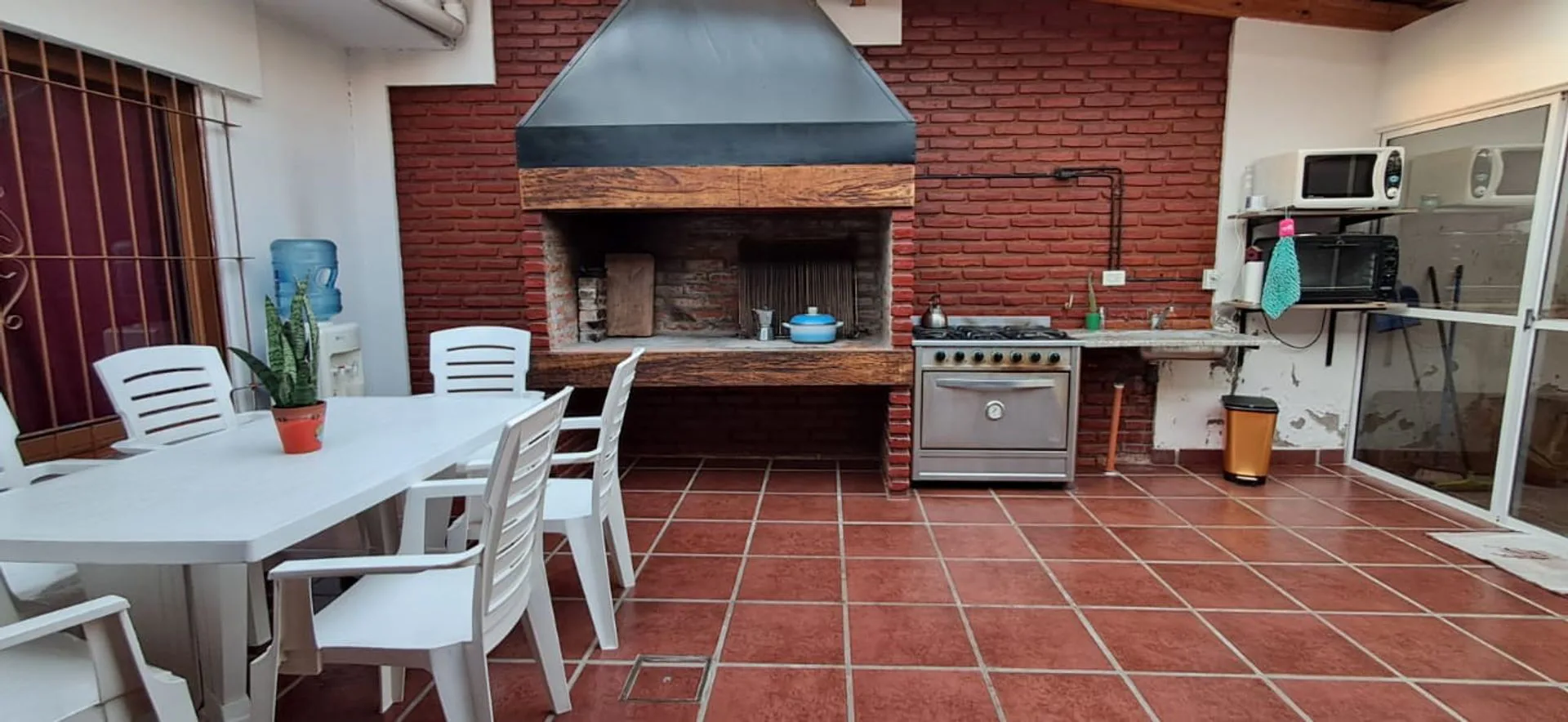 CASA 5 AMBIENTES CON QUINCHO+ CASA ADELANTE. foto 5