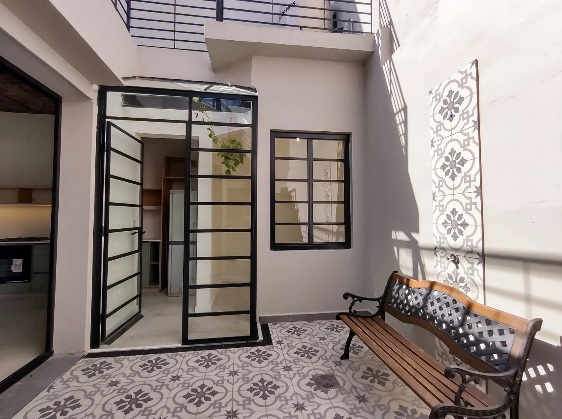 VENTA PH RECICLADO SIN EXPENSAS CON TERRAZA DEVOTO foto 3