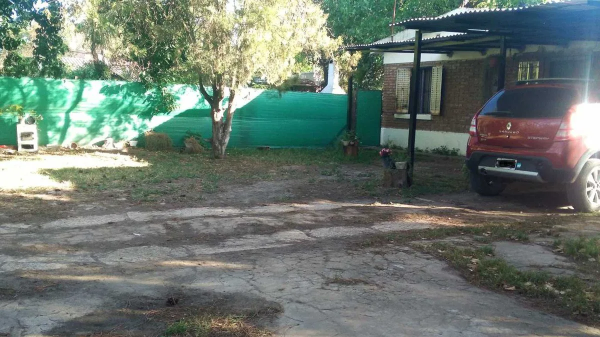 Casa en venta de 4 ambientes en Pontevedra foto 3