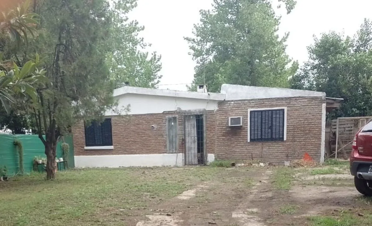 Casa en venta de 4 ambientes en Pontevedra foto 4