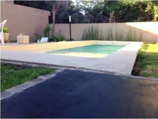 HERMOSO Y MODERNO CHALET DE ESTILO MINIMALISTA EN EXCLUSIVO BARRIO DE CARLOS PAZ . PISCINA – COCHERA – QUINCHO Y EQUIPAMIENTO FULL !! foto 5