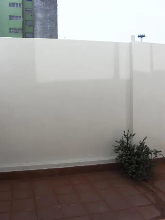Duplex de 4 Amb con Patio, Apto Prof. 2 Baños mas Toilette y Baulera Excelente . Ubicación