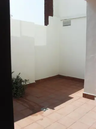 Duplex de 4 Amb con Patio, Apto Prof. 2 Baños mas Toilette y Baulera  Excelente . Ubicación foto 3