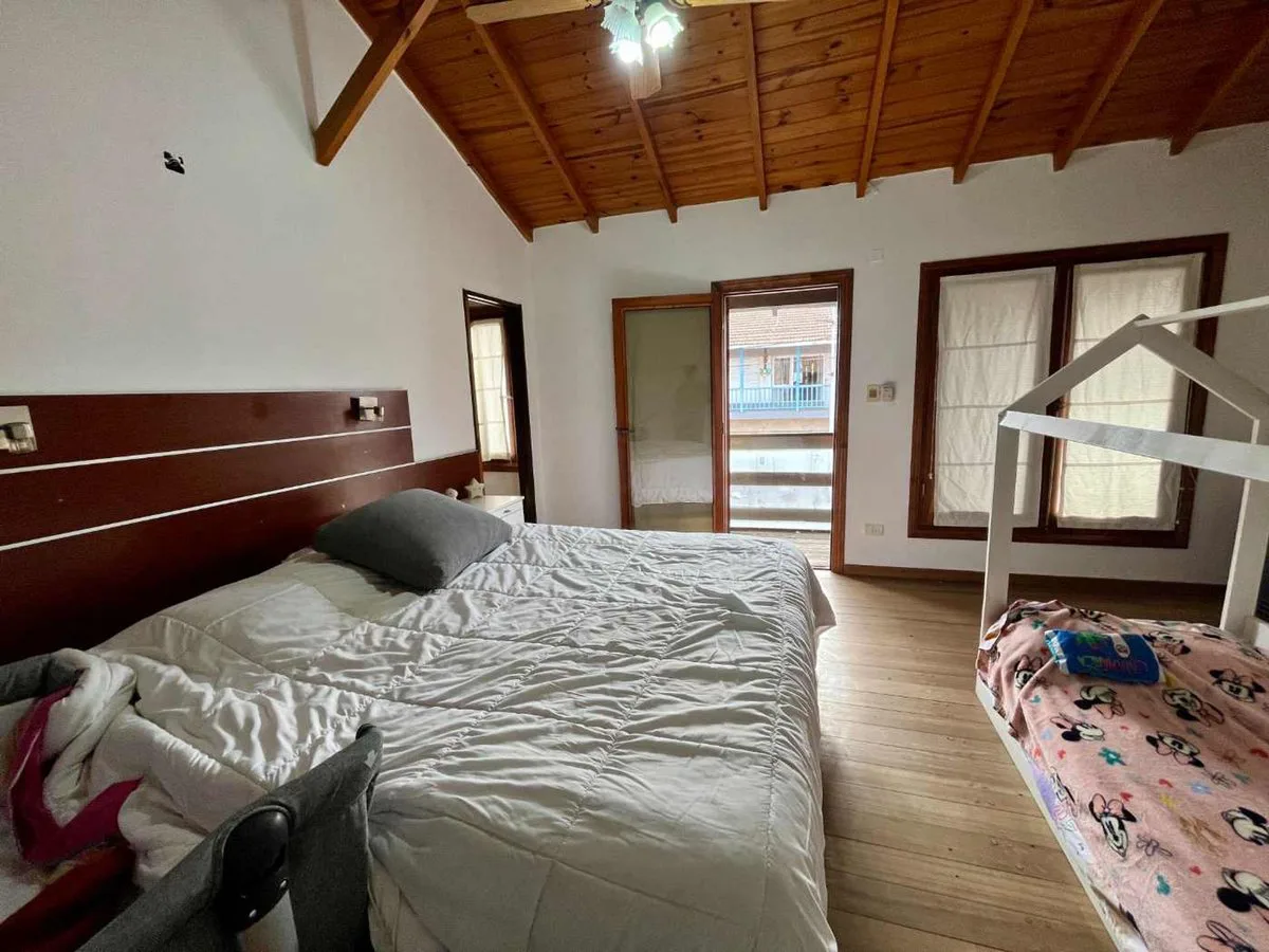 CASA EN VENTA 5 AMB PLAYA NECOCHEA foto 3