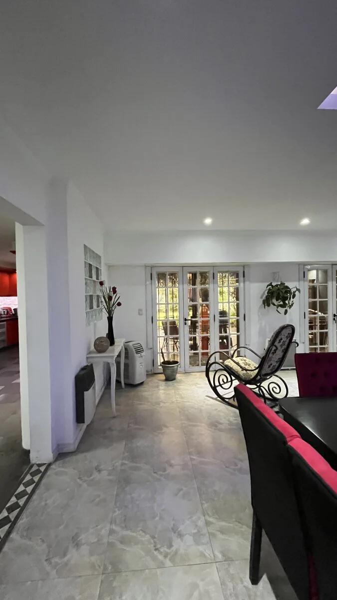 Venta Casa 4 ambientes con cochera en San Justo foto 5