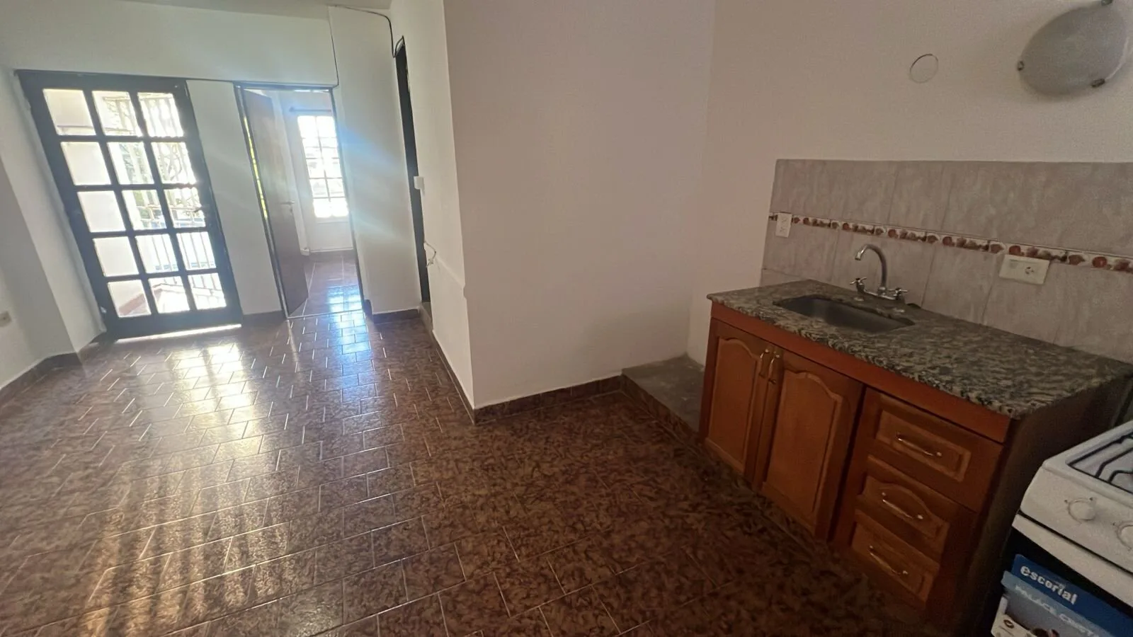 $450.000 Alquiler 2 ambientes foto 2