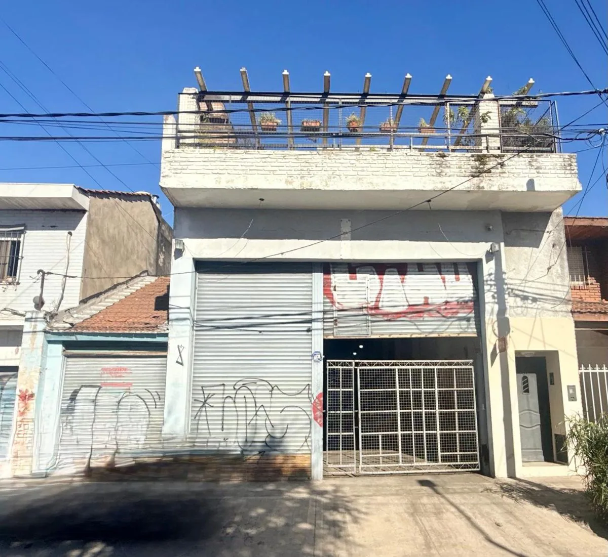 TALLER EN VENTA CON LOCAL Y CASA BECCAR foto 3