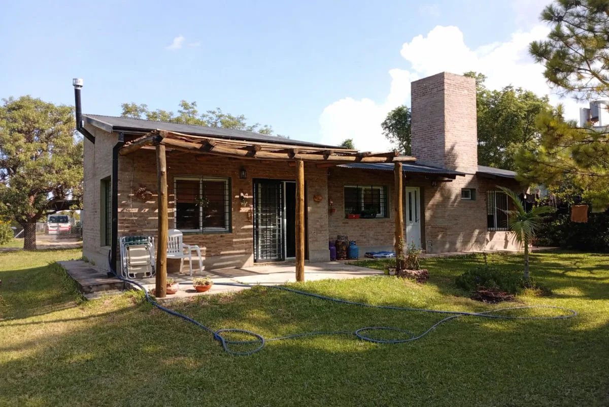 HERMOSA CASA EN COLASTINÉ GRAN TERRENO foto 4
