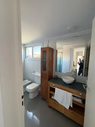 CASA VENTA UNA PLANTA - 4 DORMITORIOS- JARDÍN- PILETA- GALERIA CERRADA- ÁREA DEPORTIVA foto 1