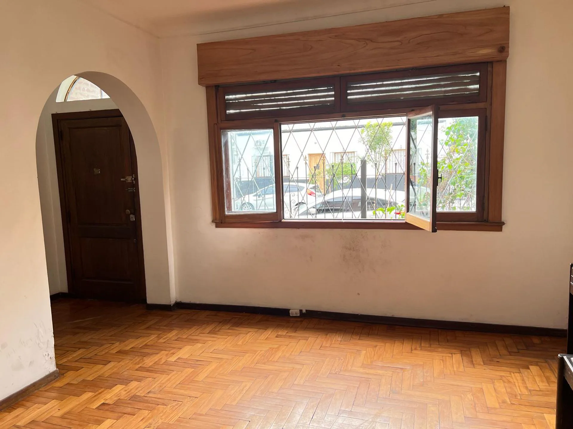 VENTA CASA 5/6 AMB CON JARDÍN COGHLAN foto 3