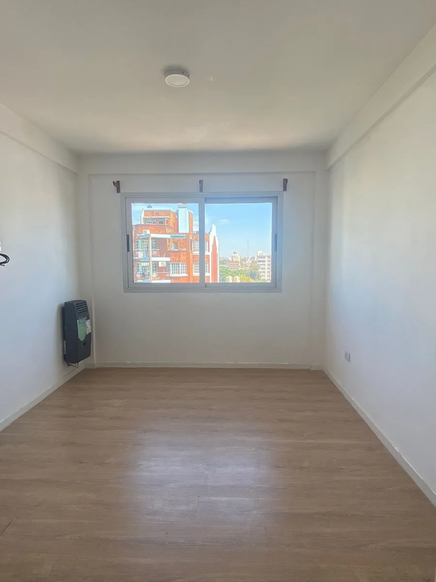 VENTA DEPARTAMENTO 2 AMBIENTES  CON RENTA - MORON foto 4