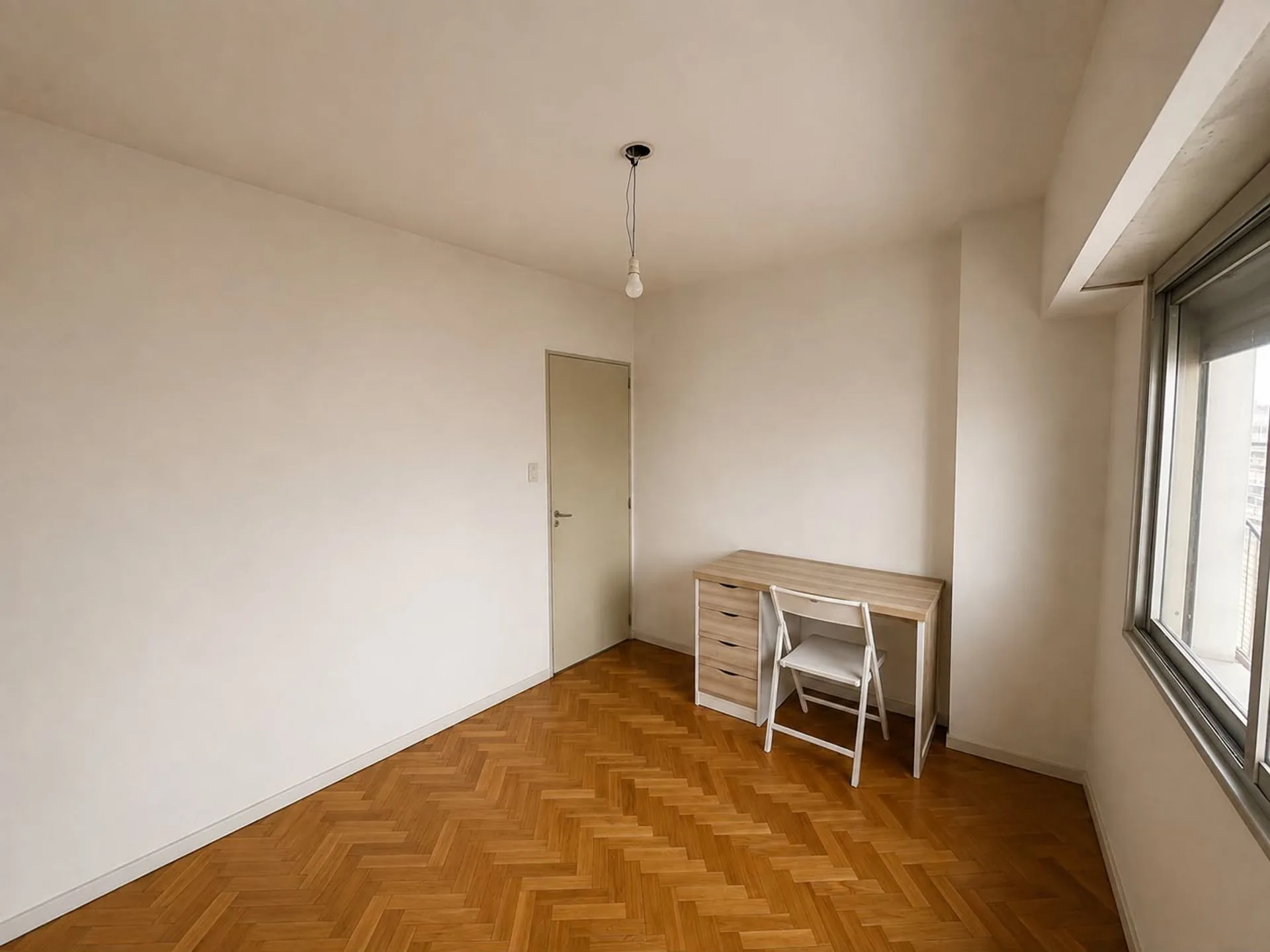 Venta Departamento 4 ambientes Avellaneda foto 5