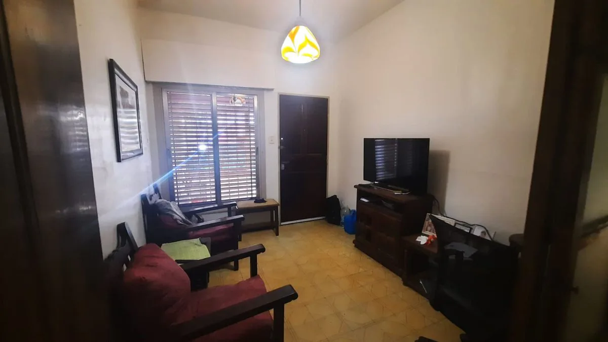 VENTA CASA MULTIFUNCIONAL PILAR CENTRO foto 3