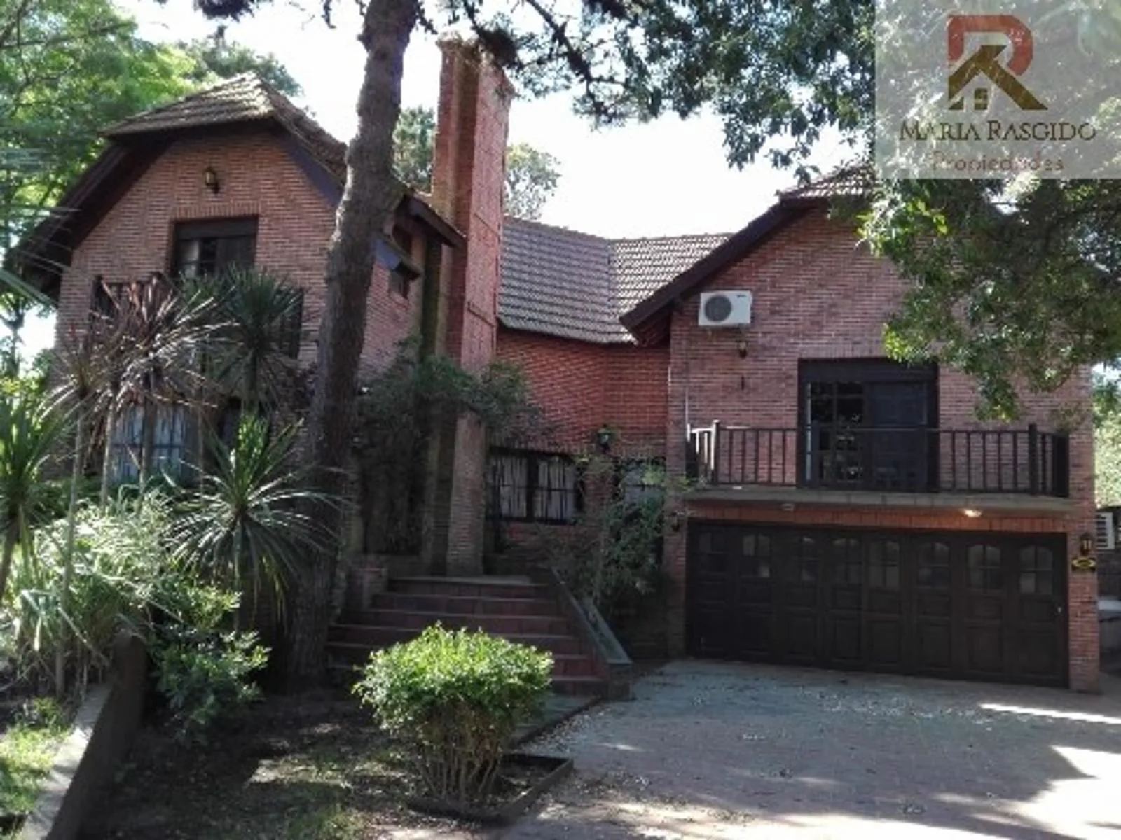 5-bedroom house in Pinamar