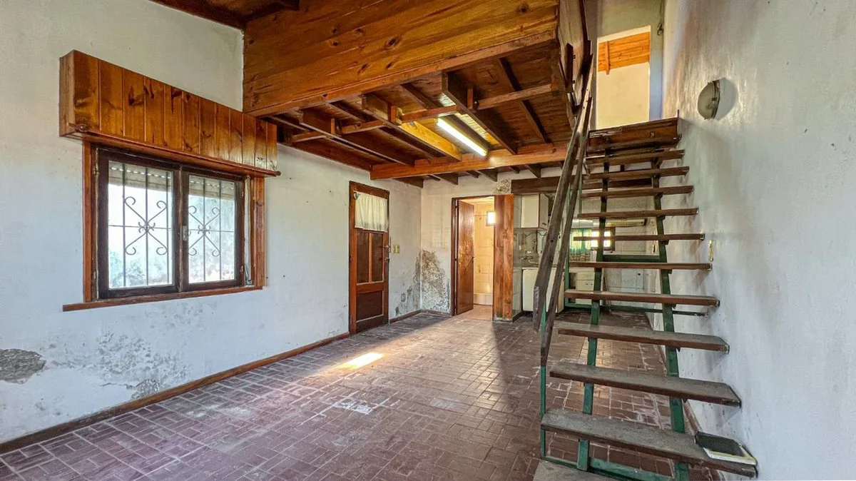 VENTA CASA 2 AMBIENTES, AEROPARQUE A RECICLAR foto 2