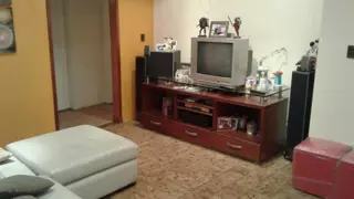VENTA DE GALPÓN  VILLA LUZURIAGA foto 3