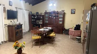 Alquiler PA con Cochera foto 3