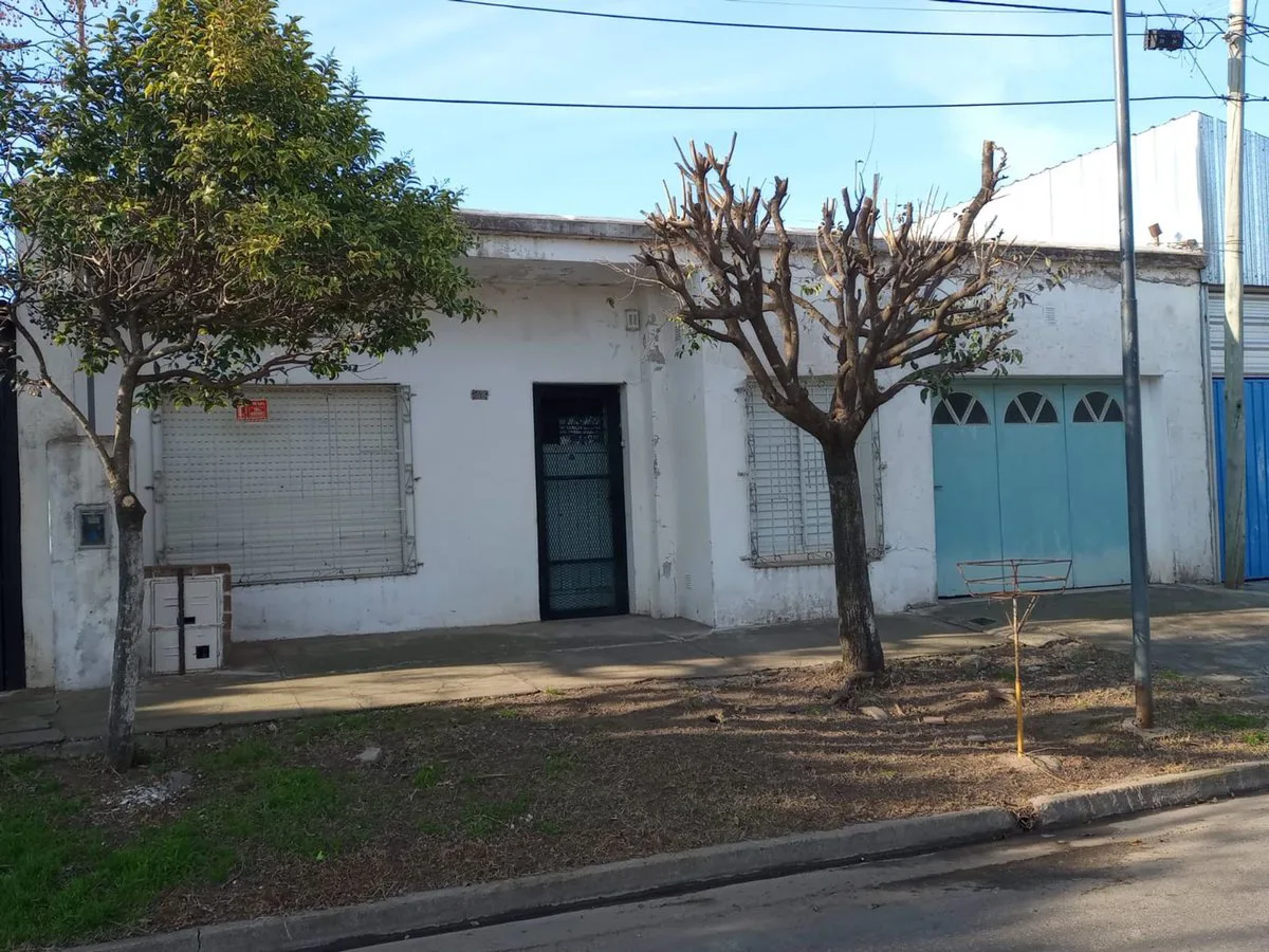 VENTA CASA 3 DORMITORIOS SAN NICOLAS foto 2