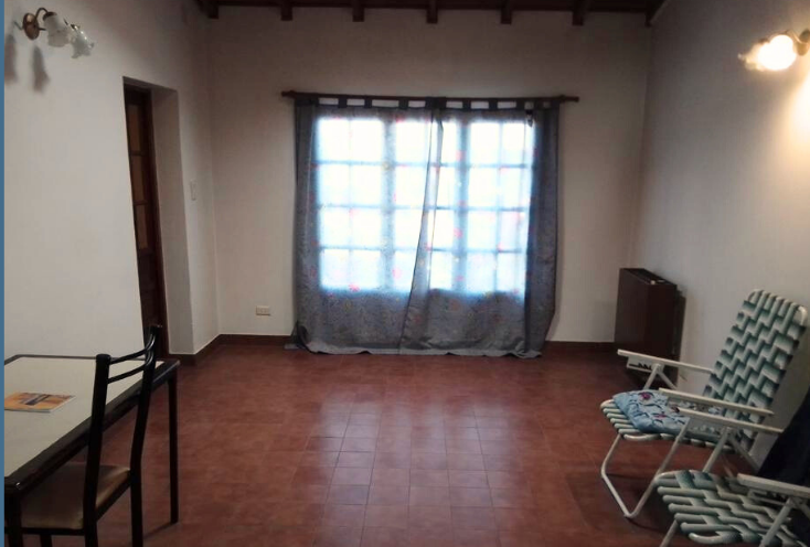 VENTA – CASA 4 DORMITORIOS – BARRIO CENTRO foto 3