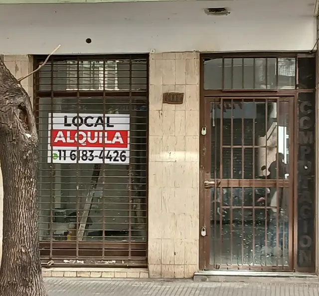 Excelente ubicacion, zona comercial