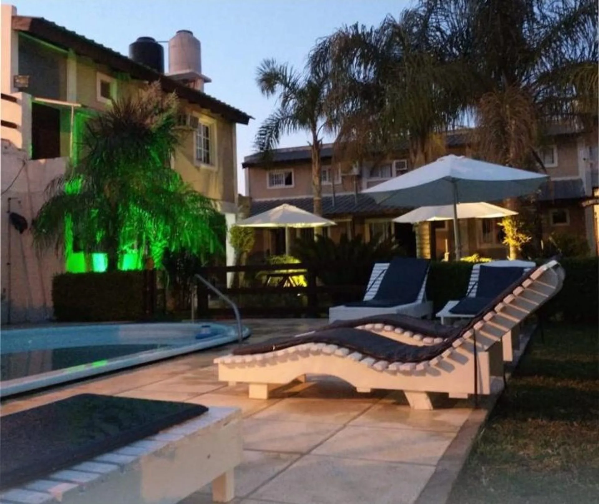 Complejo De 6 Bungalows Y Spa En Gualeguaychú