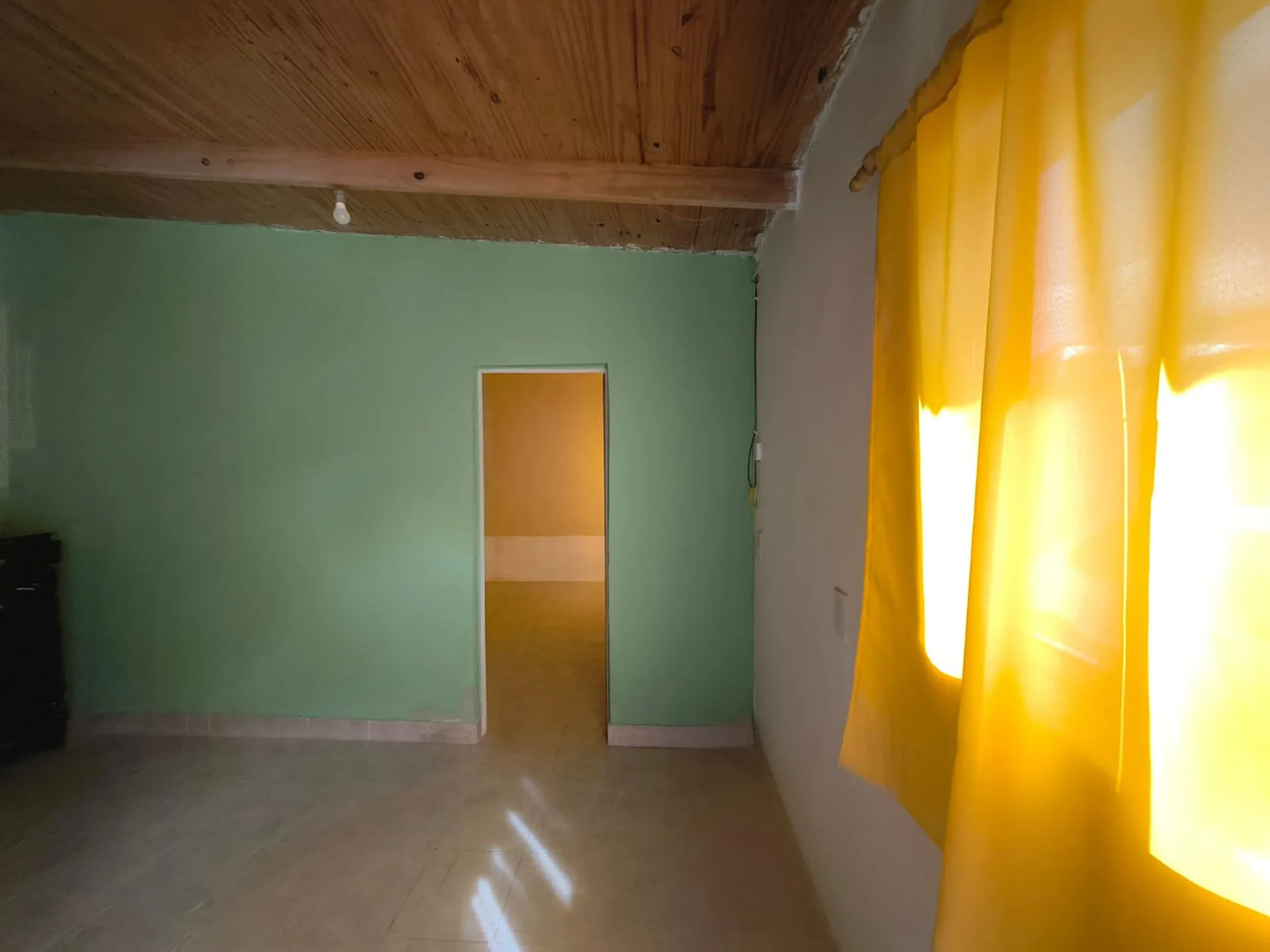 VENTA DE 4 DEPTOS LOTE DE 320 MTR PILAR foto 4