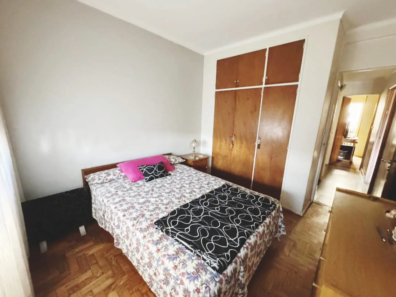Departamento 4 Ambientes CON BALCON Flores foto 3