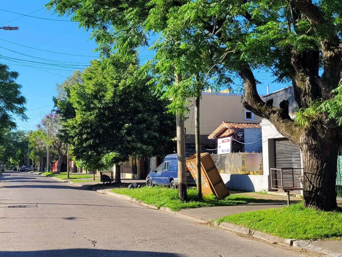 CASA/TERRENO  A LA VENTA EN JOSE MÁRMOL foto 2