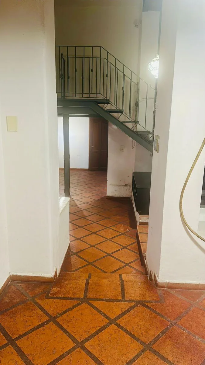 ALQUILER DPTO 3 AMB C/ENTREPISO - RETIRO EXC UBIC foto 3