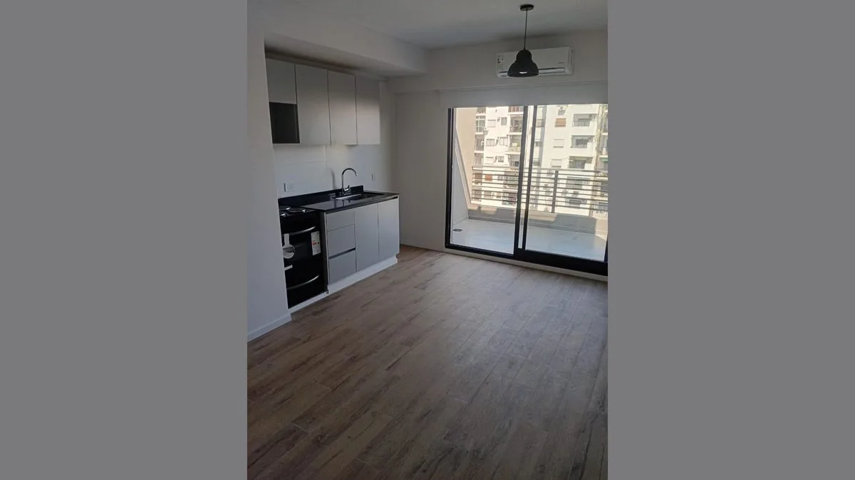 Venta departamento monoambiente balcon aterrazado foto 3