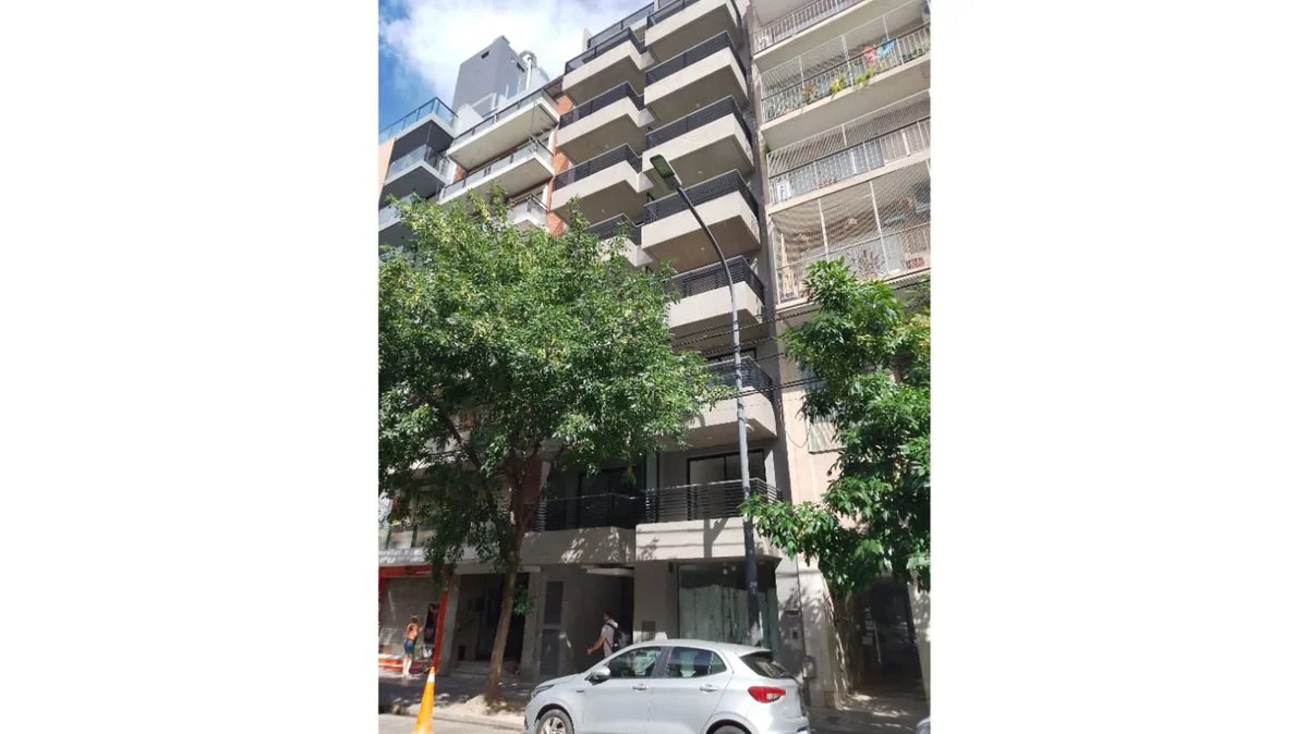 Venta departamento monoambiente balcon aterrazado foto 4