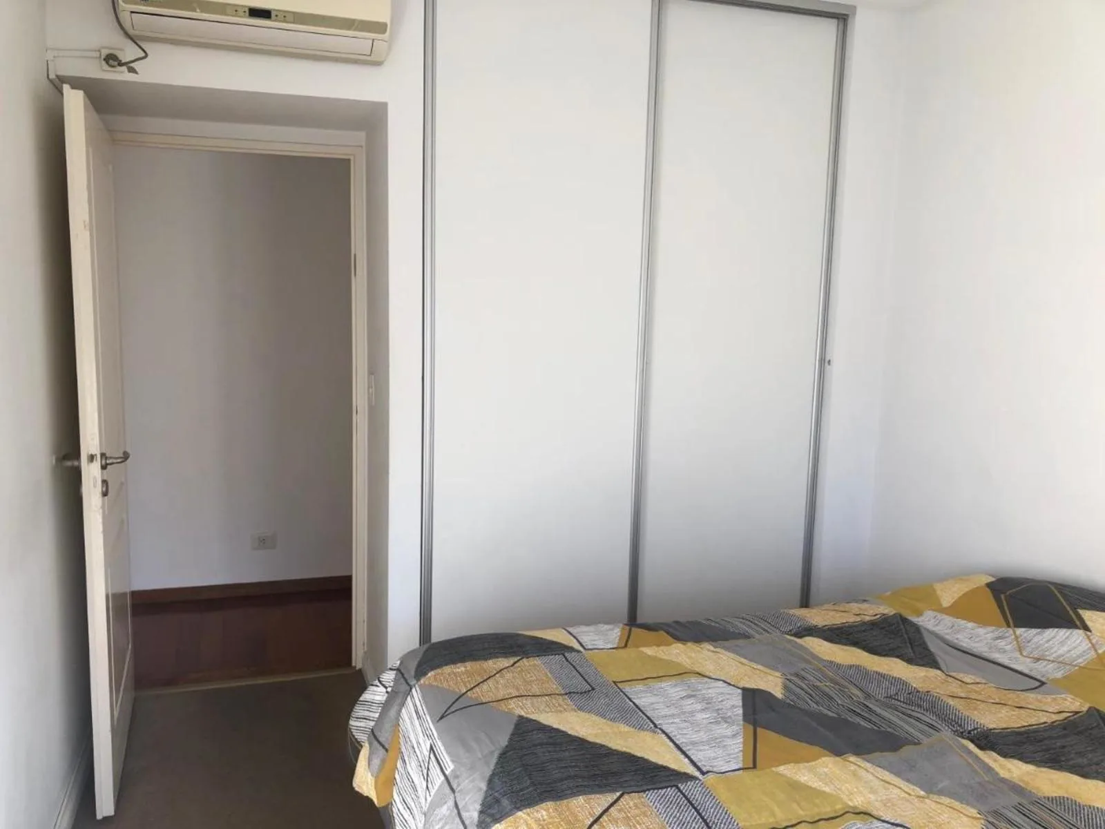 2-bedroom apartment in Palermo – photo 9 of 14