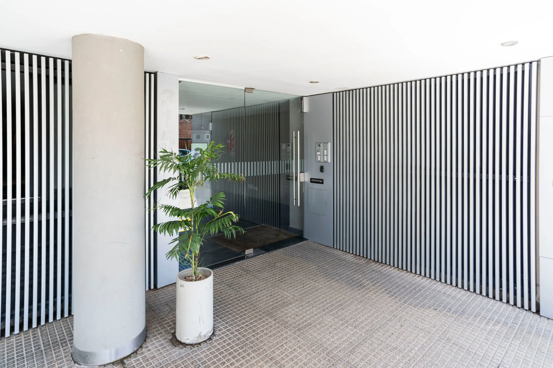 VENTA 5 AMBIENTES PREMIUM C 2 COCHERAS, BELGRANO R foto 2