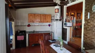 GRAN OPORTUNIDAD 2 PROPIEDADES SOBRE AMPLIO LOTE ZONA RINCON DE MILBERG foto 2