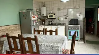 CASA MAS DEPARTAMENTO EN VENTA foto 5