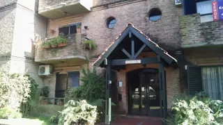 BURZACO: DEPARTAMENTO 3 AMBIENTES, EN BARRIO EMPLEADOS DE COMERCIO *APTO CREDITO* foto 2
